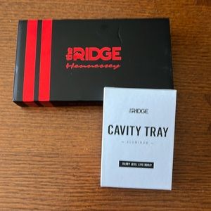 Ridge Wallet Hennessy 2022. Carbon Fiber with cash strap, money clip and tray